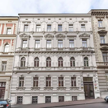 Limehome Prague Halkova Kültér fotó