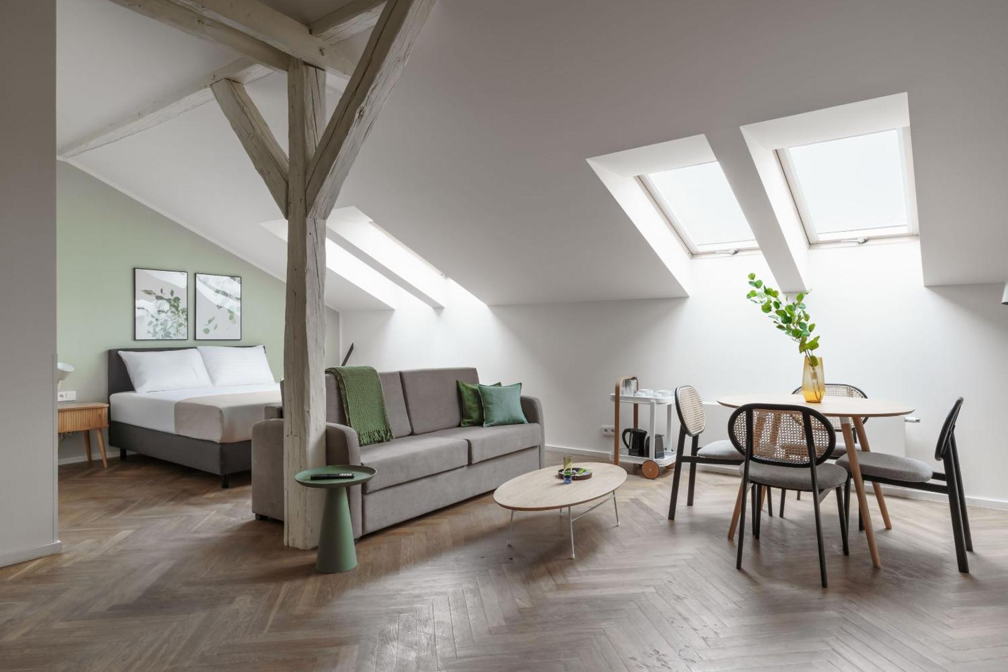 Limehome Prague Halkova Kültér fotó