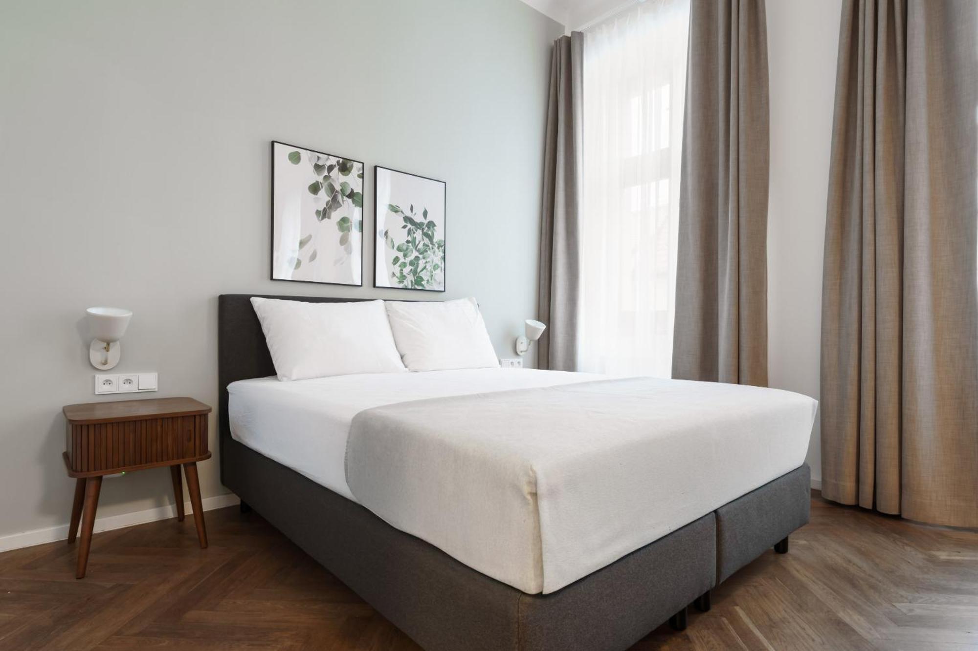 Limehome Prague Halkova Kültér fotó